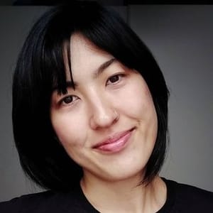 Thais Makino