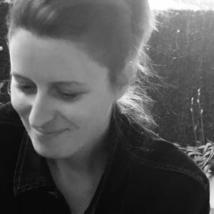 Anne Decis