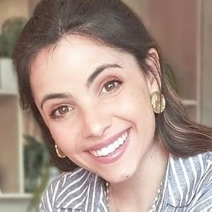 Paola Cury