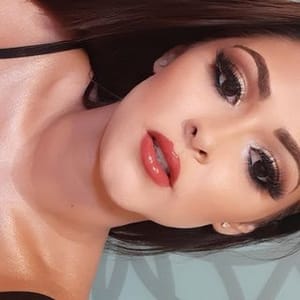 Bella Antunes