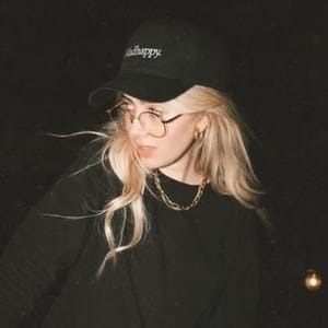 Molly Elizabeth