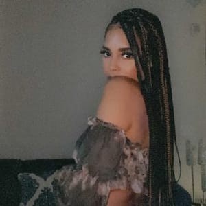 Demi (dah-me)