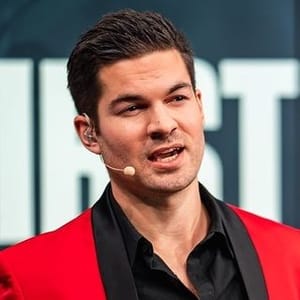 Average  Jonas