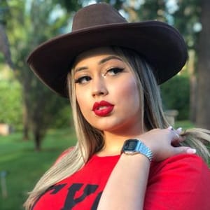 Izadora Cruz