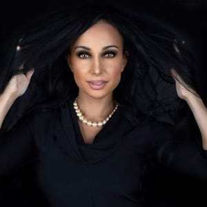 Nina Radcliff