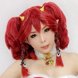 Putri Nony Lovyta