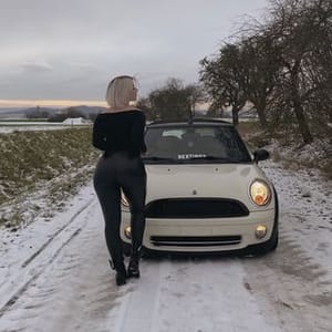 Shitbox Blondie