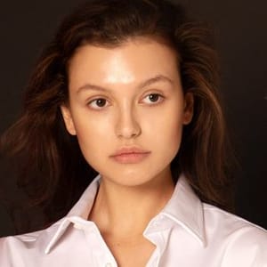 Alena Rose