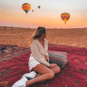 Elke  Travel