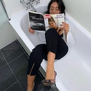 Novel Deborah