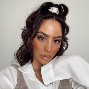 Elle Dejesus