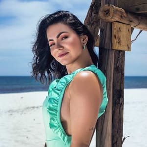 Clara Azeredo