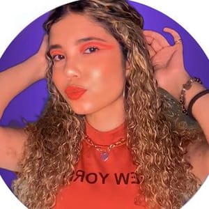 Livia Maquiagem