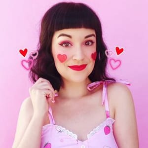 Courtney Doom
