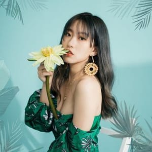 Annabelle Chau