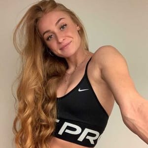 Nike Pro Gals