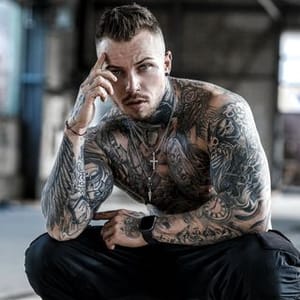 CHRIS RAUSER