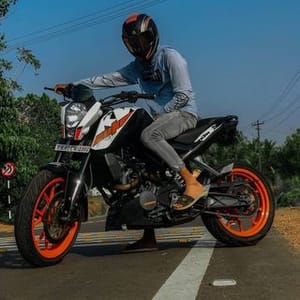 Lapzz Lathi