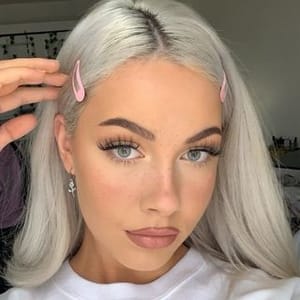 Selina Dvl