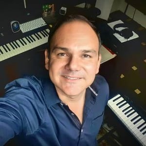 Oliver Ochoa