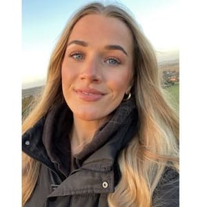 Chloe Phillips