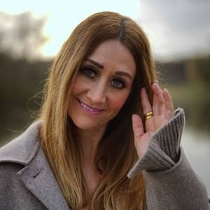 Nicole W-m