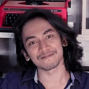 Jombang Santani Khairen