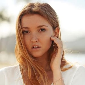Rebecca Akat