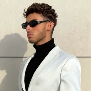Elliot Small