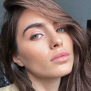 Julia Oli