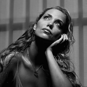 Elizabeth Berkley