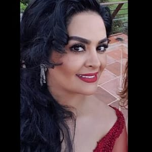 Farnaz Momeni