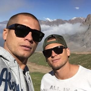 Maxart  Brothers
