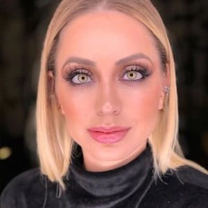Jana Alvarenga