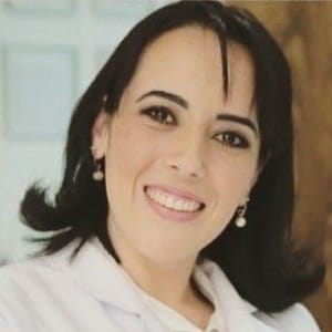Dra Daniella Leiros