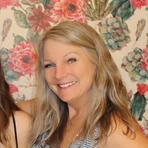 Lorraine Thelak