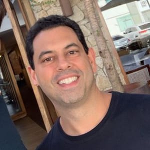 Alfredo Mikail Mesquita