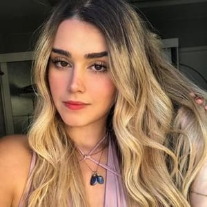 Isabelle Cruz
