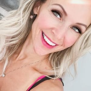 Contact Mandy Stans - Agent, Manager and Publicist Details