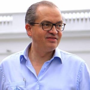 Fernando Carrillo Florez