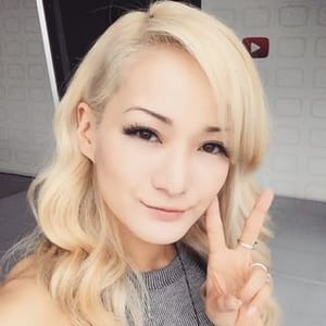 Reina Scully
