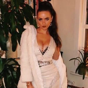 Hayley Eszti