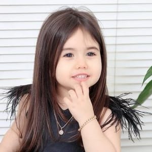 Rosha cute