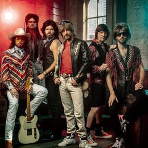 Hot Country Knights