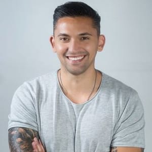 Derek  Travel