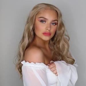 Isabelle A.