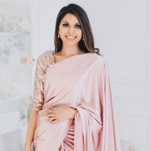 Tia Bhuva