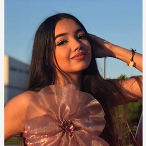 Andrea Luna