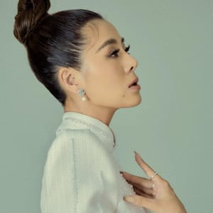 Nam Thư Entertainment