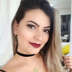 Bruna Munhoz – Vaidosa e Feminina